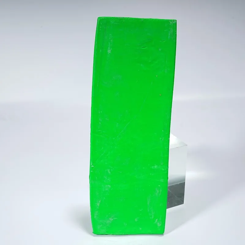 HR-2869  Fluorescent green rubber color Masterbatch
